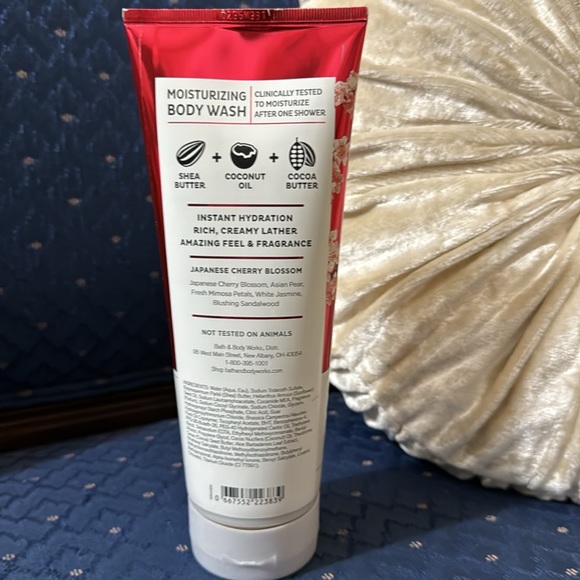 BATH & BODY WORKS SET. . . JAPANESE CHERRY BLOSSOM SCENT - Picture 4 of 6